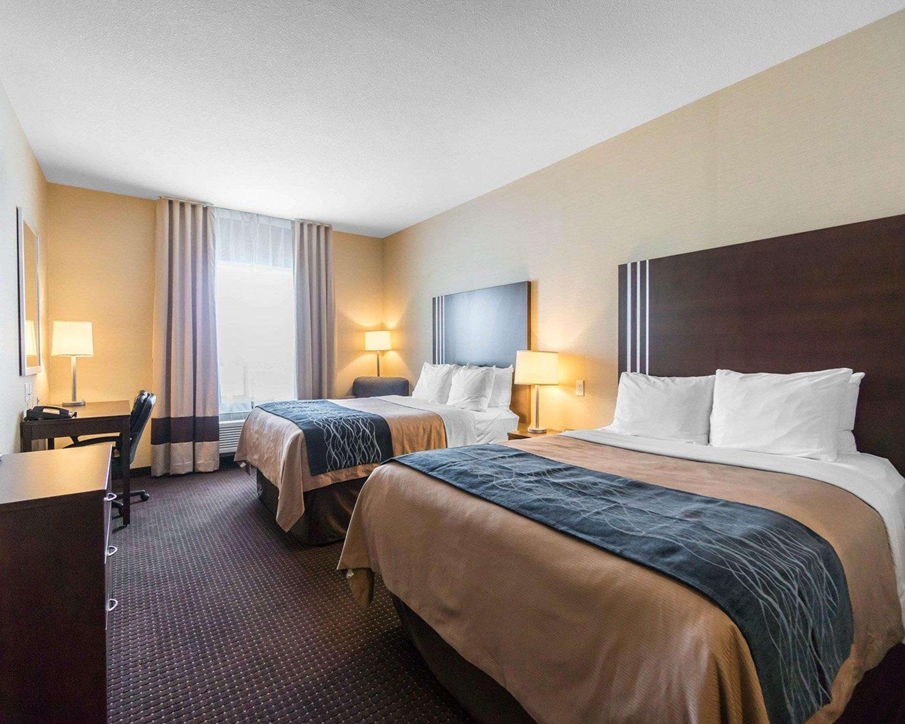 Comfort Inn & Suites Fox Creek Экстерьер фото
