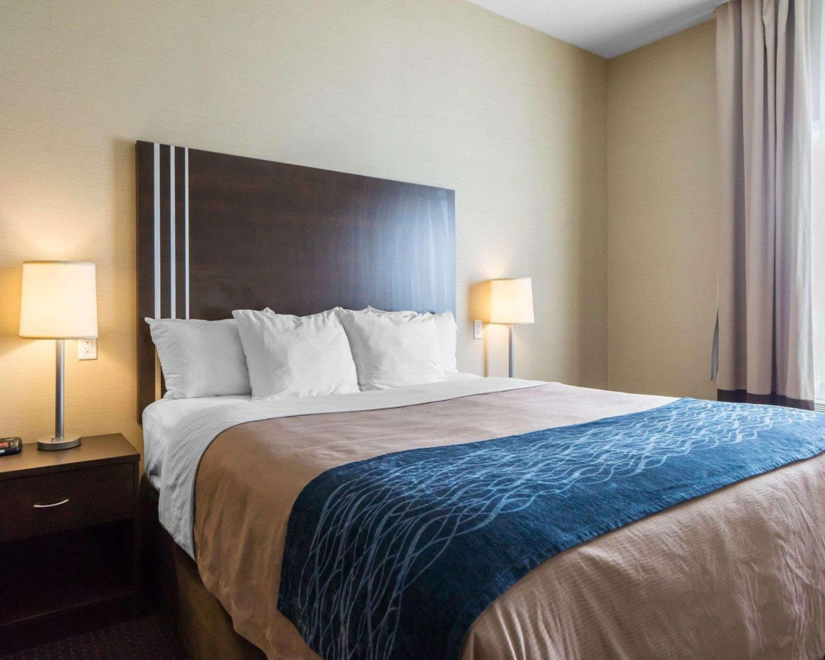 Comfort Inn & Suites Fox Creek Экстерьер фото
